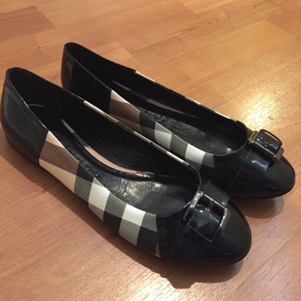 Burberry Ballerina Flats Size 8